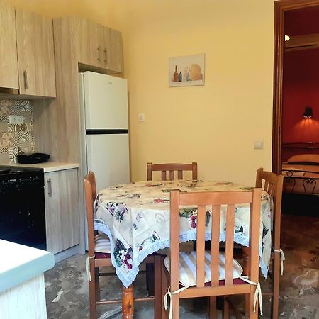 איה אפימיה Stamoulis Apartments מראה חיצוני תמונה