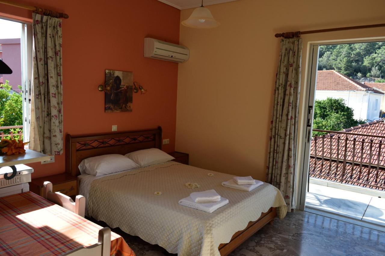 איה אפימיה Stamoulis Apartments מראה חיצוני תמונה