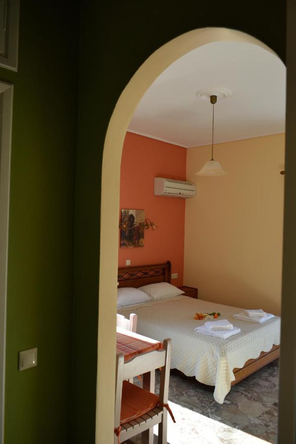 איה אפימיה Stamoulis Apartments מראה חיצוני תמונה