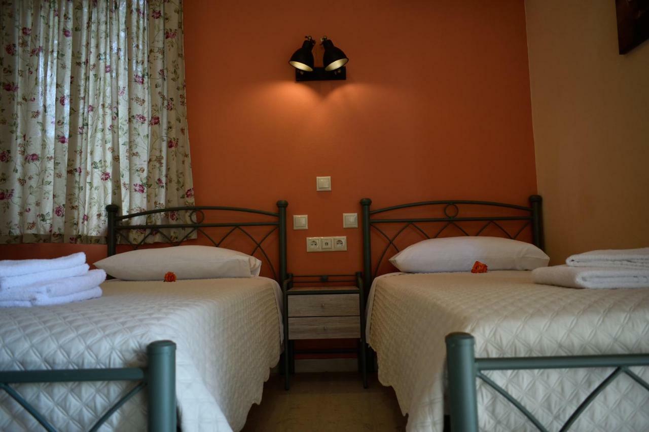 איה אפימיה Stamoulis Apartments מראה חיצוני תמונה