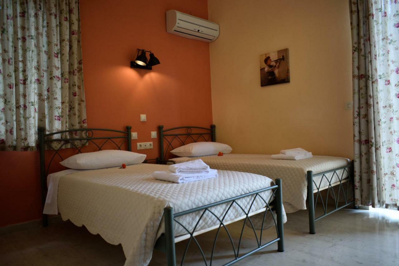 איה אפימיה Stamoulis Apartments מראה חיצוני תמונה